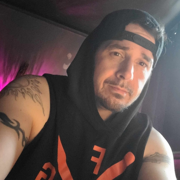 Meet your Posher, Clayton - Picture 10 of 16